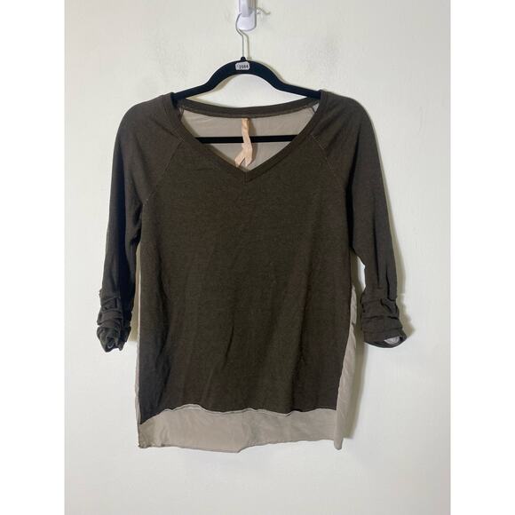 Bailey 44 Dark Gray/Brown Long Sleeve Mixed Media V-Neck Top Sz XS - Picture 1 of 3